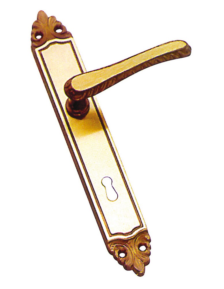 MANIGLIA ATHENA CON PLACCA QUADRO 8  foro Patent - dist. 90