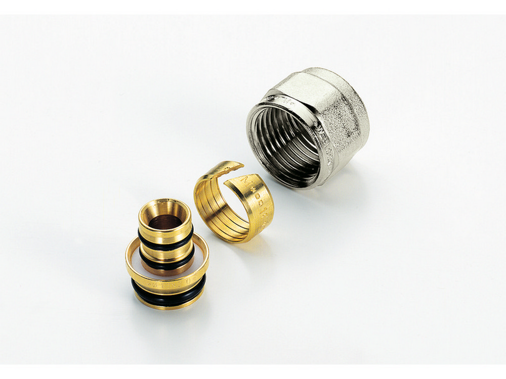 Tiemme RACCORDO PER TUBO MULTISTRATO Adattatore con attacco 1/2x16 mis. 16x2
