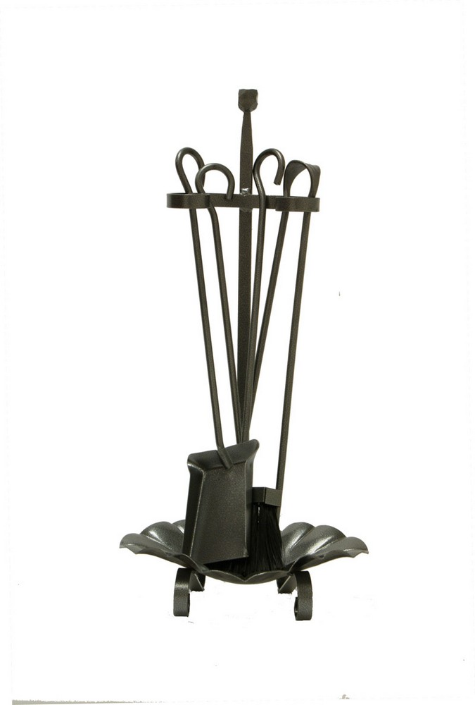 ATTREZZATURE PER CAMINETTI mod. CLARA H. cm. 56