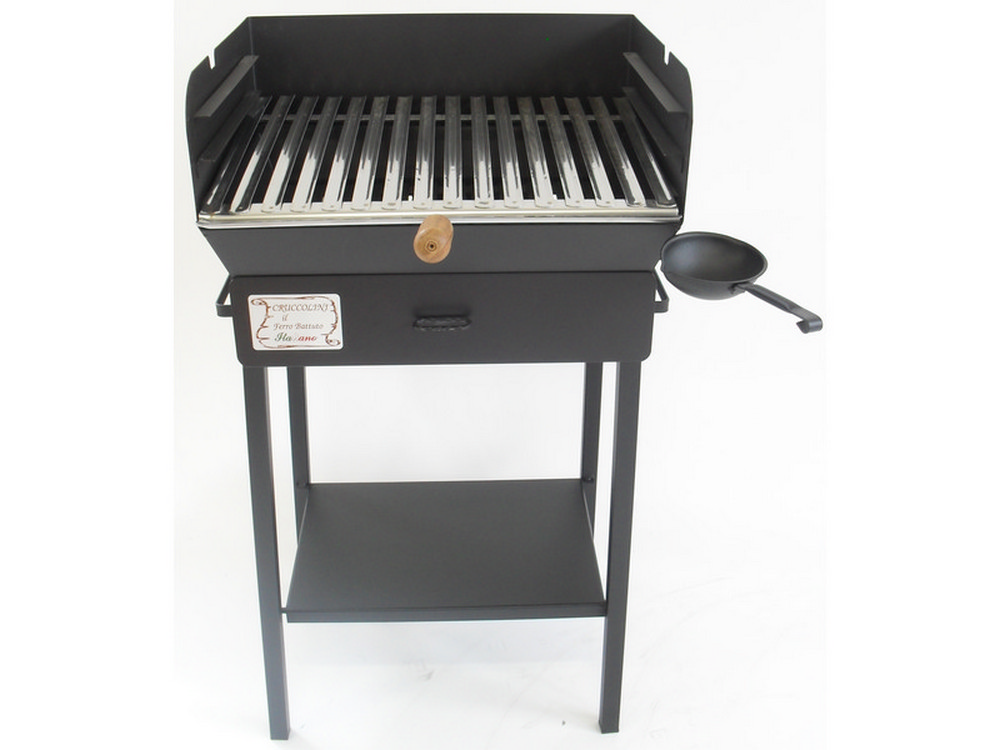BARBECUE IN FERRO BATTUTO FAMILY cm. 50x40x94 h